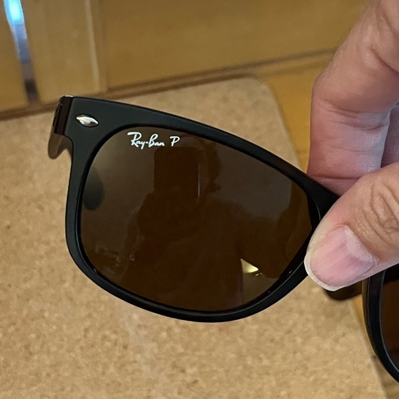 Rayban Wayfarer Classic Matte Brown Tortoise POLARIZED RB2132 - Picture 10 of 14